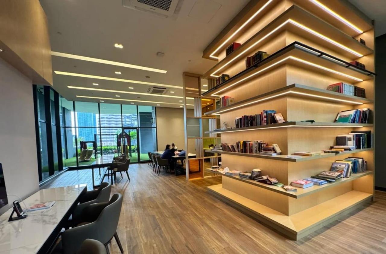 Star 1r1b Klcc * Kuala Lumpur